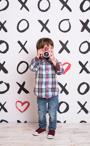 XO Hearts Photo Backdrop